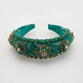 Čelenka s dekorativními kamínky. Reserved, 699 Kč