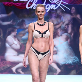 Lucie Hadašová je ale profesionálka a během aktivní kariéry byla na nepohodlí zvyklá.