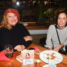 Spisovatelka Halina Pawlowská se svou dcerou Natálií.