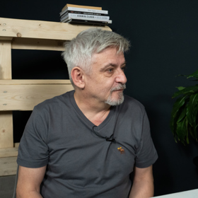 Michal Suchánek promluvil o dětství, kdy se v první třídě zamiloval do své učitelky.