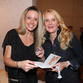 Zdeňa Nosková pomáhala s kojením po porodu také prezidentce nadace Kapka naděje Vendule Pizingerové.