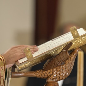 A nakonec televizní exorcismus z roku 1991. Ten byl odvysílán na stanici ABC a "hlavní hrdinkou" byla dospívající dívka. Poté se již nikdy nic takového neopakovalo. Církev to brala jako velké šlápnutí vedle. Psychicky nemocná dívka ani nevěděla, kde je, natož aby souhlasila s natáčením. Šířily se také zvěsti o tom, že k tomu byla rodina oné dívky donucena. Byli totiž imigranty...