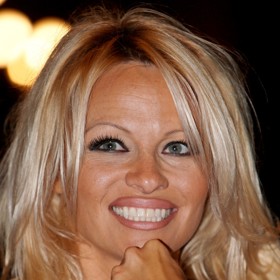 Pamela Anderson vždy nosila dokonalý make-up.