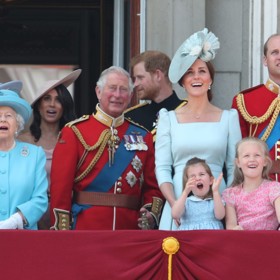 Ač se to na první pohled nezdá, členové britské královské rodiny jsou lidé jako my. A tak i oni si v soukromí dávají přezdívky. Jakými jmény se častují?