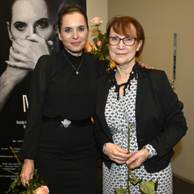 Herečka Milena Steinmasslová přijala pozvání na křest videoklipu Báry Kodetové, který se vymezuje proti domácímu násilí.