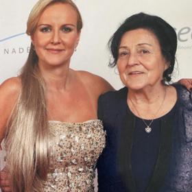 Ve svém sloupku Vendula vzpomíná na maminku, která ji ráda doprovázela do tanečních. 