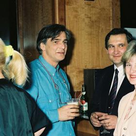 ...Jiří Bartoška...