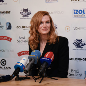 Bývalá biatlonistka Gabriela Soukalová novinářům avizovala vznik dokumentu o svém životě.