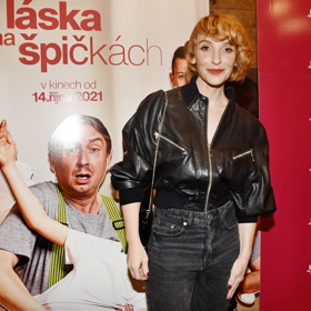 Hlavní roli v komedii Láska na špičkách ztvárnila Vica Kerekes.