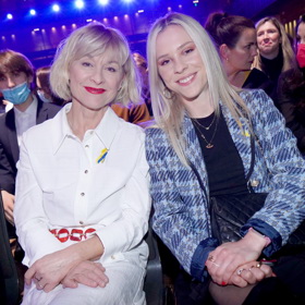 Herečka je také maminkou Mariany Prachařové, která ji do společnosti často doprovází.