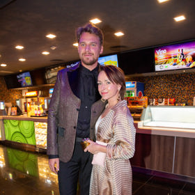 Na říjnové premiéře filmu Il Boemo měla Tatiana vlasy ještě hnědé.