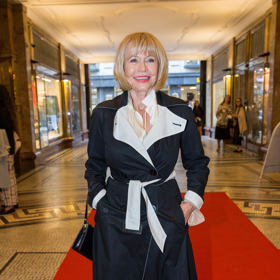 Jana je milovnicí malých subtilních kabelek pro společenské události.