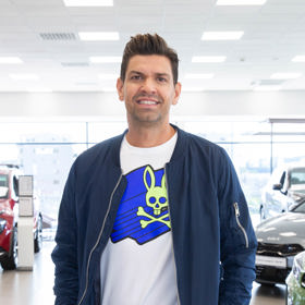 Moderátor Petr Vojnar v rozhovoru pro Lifee.cz říká, že si z obědů ve školní jídelně neodnesl žádné trauma.