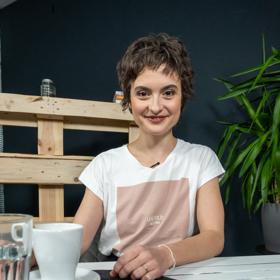 Evu Podzimkovou si za svobodna pamatujeme jako Josefíkovou.