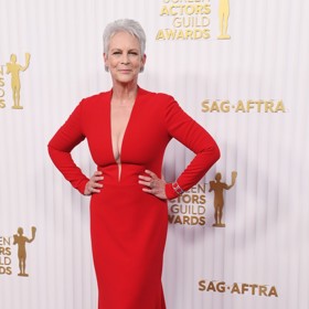 Pro Jamie byl šok, když jí syn před třemi lety oznámil, že se cítí jako žena. Dokázala to ale přijmout a dnes je z ní aktivní bojovnice za práva genderových menšin. Zvažuje například, zda by nebylo dobré zrušit na Oscarech rozdělení kategorií na mužské a ženské.