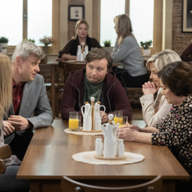 Adam se chytá na půlroční stáž do Houstonu.