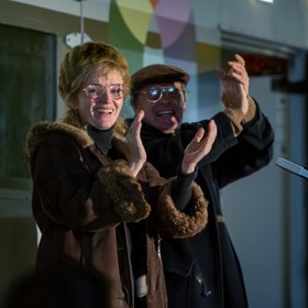 V novém seriálu České televize Volha se Aňa Geislerová objevuje se zažloutlými zuby a předkusem.