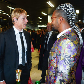 Teď Yemi A.D. velmi netrpělivě očekává test rakety.