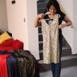 Zlaté flitrové koktejlky už patří mezi kousky, které zpěvačku tak nějak vystihují. 