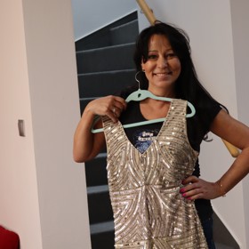 Heidi Janků ve zlatě - jen vyrazit na koncertní pódia. 