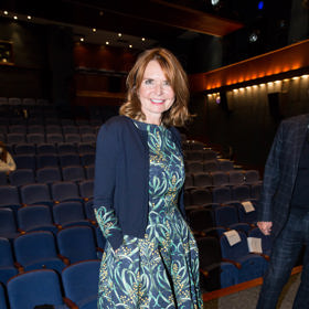 Herečka Hana Heřmánková dobře ví, jaký typ šatů jí sluší.