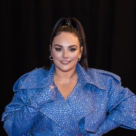 Ewa Farna si na udělování Cen Anděl nechala vyčesat vysoký culík. 