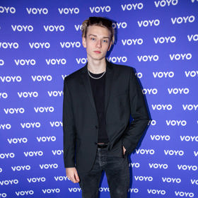 Herec a zpěvák Tomas Sean Pšenička miloval sousedku. Chodili spolu čtyři roky, od jeho čtyř do osmi let.