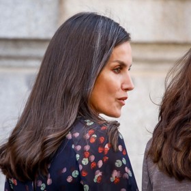 Podle jiných jde o krok správným směrem, šediny už v dnešní době rozhodně nejsou tabu a k člověku prostě patří.