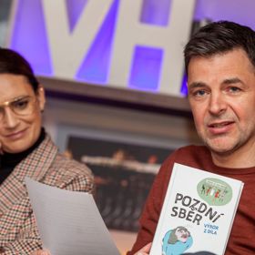 Saša Michailidis a Daniela Písařovicová budou moderovat letošní předávání knižních cen Magnesia Litera.