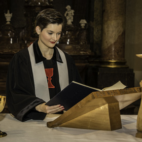 Martina Viktorie Kopecká slouží u Církve československé husitské.