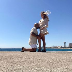 Jen tři měsíce po soutěži, v srpnu roku 2020, oznámili, že čekají miminko. 