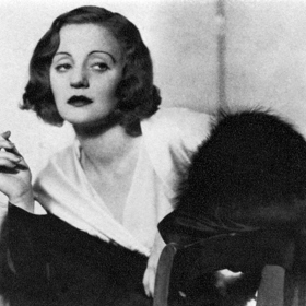 "Televize by mohla odvést skvělou službu v masovém vzdělávání. Nic ale nenasvědčuje tomu, že by o to její sponzoři stáli."