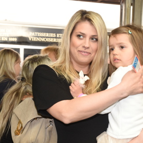 Dcera Veroniky Freimanové Tereza Brabcová je mámou pětileté Elly.