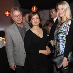 Veronika Freimanová s dcerou a manželem Vladimírem Boučkem.