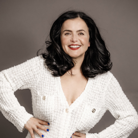 Magazín Lifee.cz ocenil další výjimečně úspěšnou ženu titulem SuperWoman. Lucie Urválková je členkou představenstva a finanční ředitelkou skupiny UNIQA.