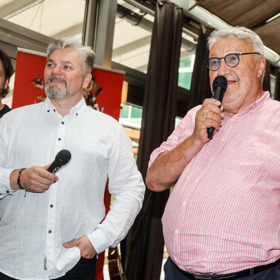 Zpěvák moderoval křest audioknihy textaře Ladislava Vostárka, se kterým rovněž spolupracuje.