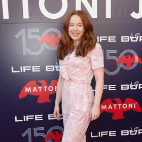 I tak si mladá herečka atmosféru festivalu užívá. A do toho zvládá točit film.