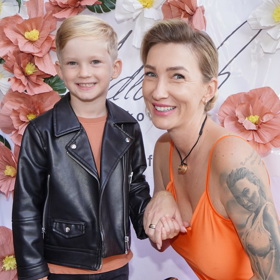 Syn Dominiky Mesarošové, Elián, se nebojí ani dětského koženého křiváku. 