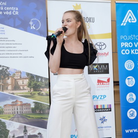 Pro zpěvačku a herečku Michaelu Pecháčkovou jsou asexuální ponožky v sandálech.