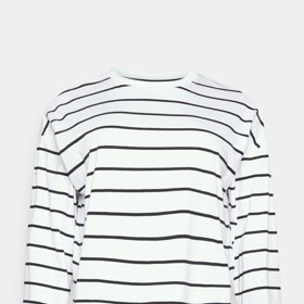 Zkrácené triko s dlouhými rukávy (Gina Tricot, 590 Kč)