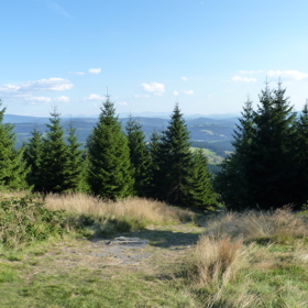 Vrchol hory nabízí úžasný výhled.