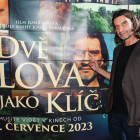 Ivan Franěk hraje ve filmu vyléčeného alkoholika.