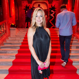 Šárka Vaňková doplnila malé černé růžovým psaníčkem.