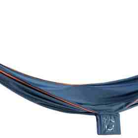 McKinley hamaka neboli houpací síť, ve které se dá nejen houpat, ale také spát pod širákem (Intersport, 399 Kč).