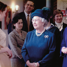 V roce 2009 se Míla Fürstová stala členkou Královské akademie západní Anglie v Bristolu a setkala se s královnou Alžbětou II.