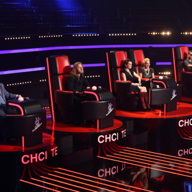 Spolu s ním v soutěži dělali porotce Michal David, Josef Vojtek, Marta Jandová a Dara Rolins.