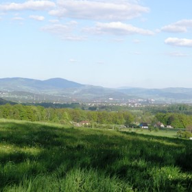 Turisty oblíbená Velká Čantoryje se nachází na slezském českopolském pomezí. Takto ji lze spatřit z české strany.