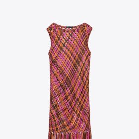 Vizuálně nápadné šaty z pevných proužků, ideální jako festivalový outfit. (Zara, 2 599 Kč)