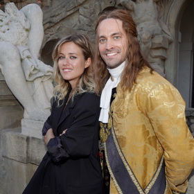 Robert Urban bude v seriálu tvořit pár se zpěvačkou Emmou Smetana.