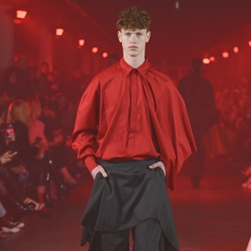 Michael Kováčik představil kolekci pro podzim tohoto roku v rámci pražského týdne módy letos v dubnu.